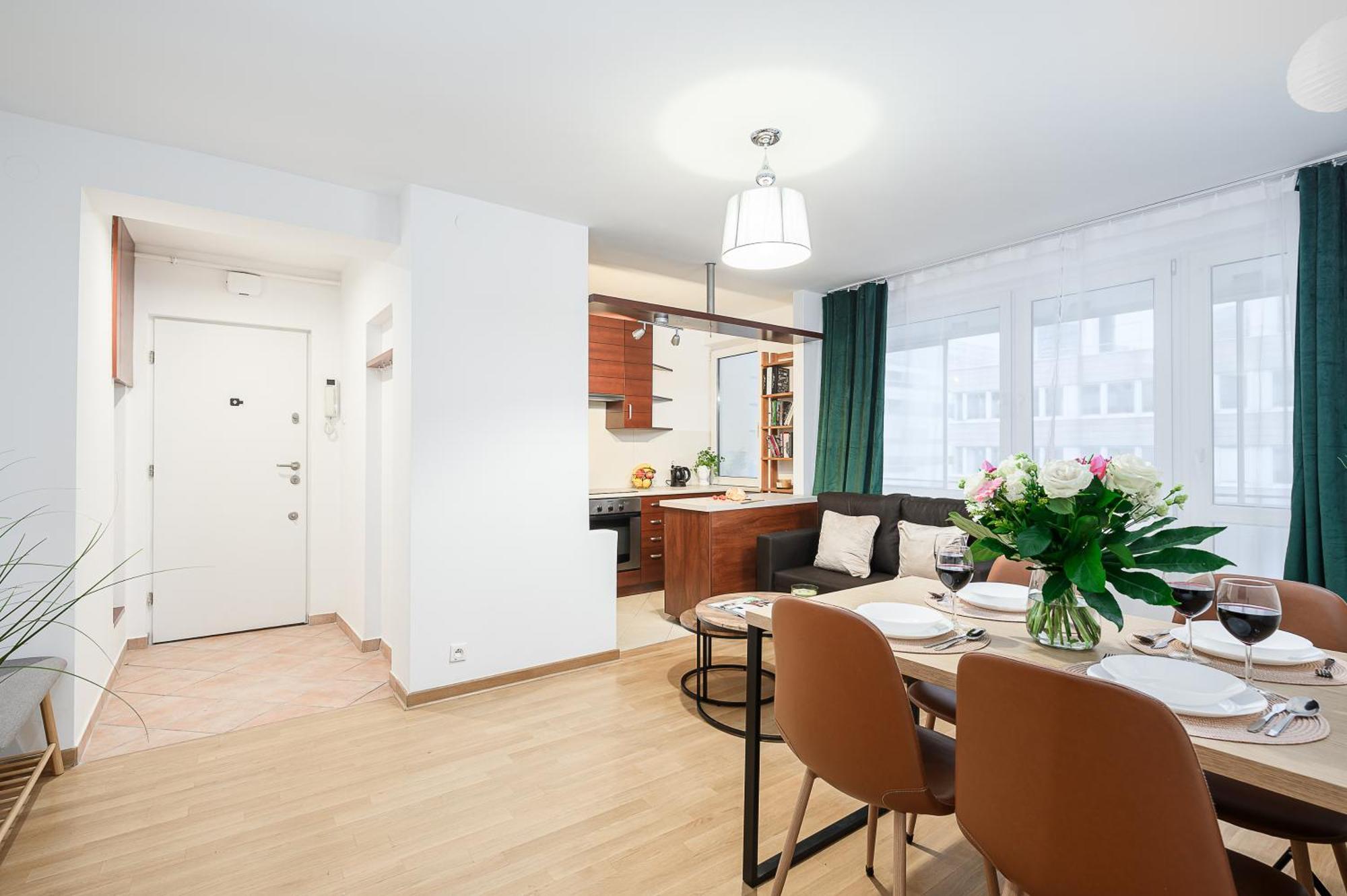 Lumina Apartment Opposite The Palace Of Culture And Science Варшава Екстериор снимка