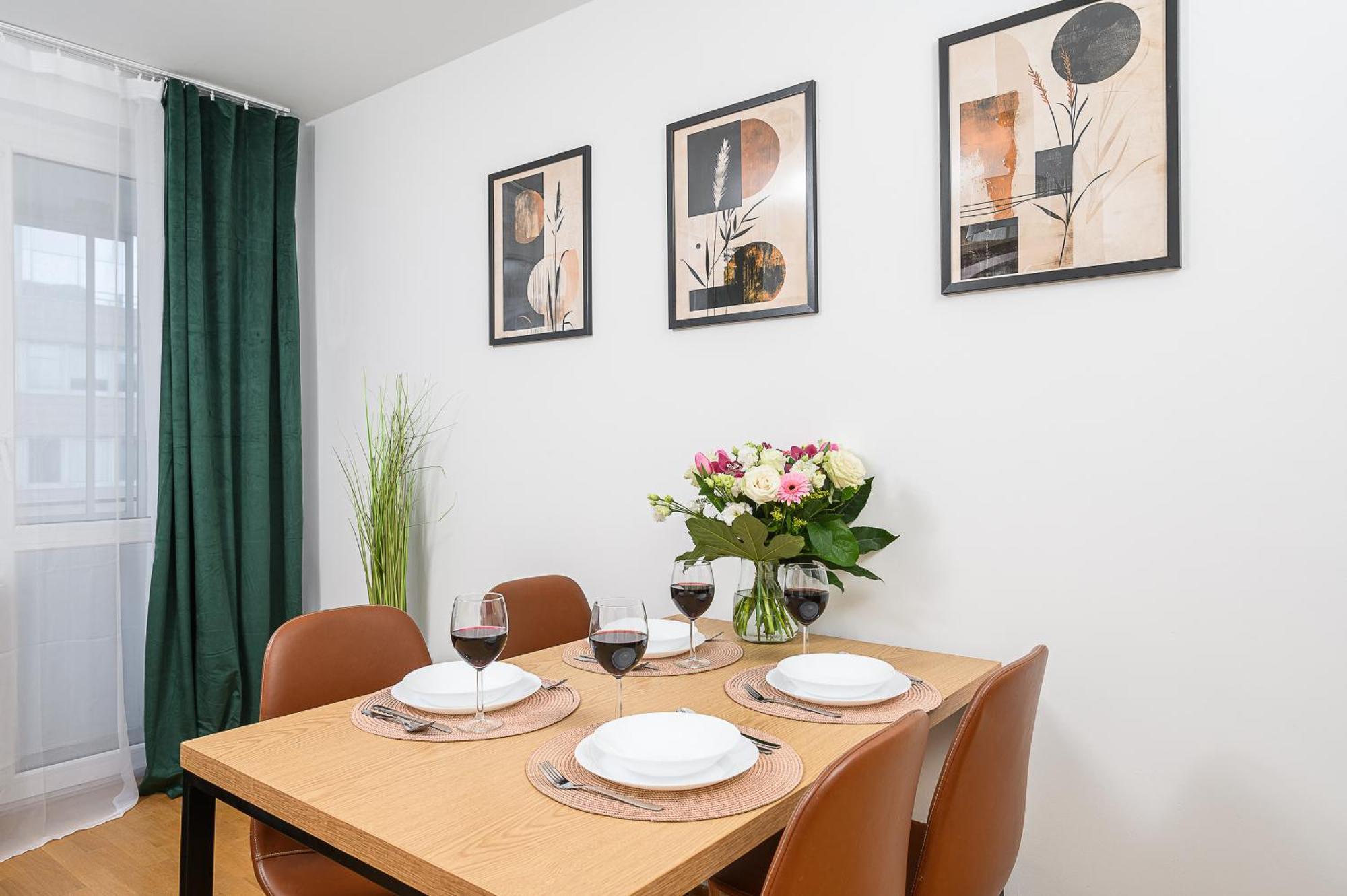 Lumina Apartment Opposite The Palace Of Culture And Science Варшава Екстериор снимка